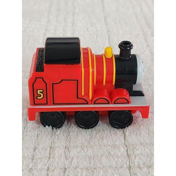 Fisher Price: Thomas & Friends - James‎ Pullback Racer - Picture 3 of 8